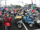 LondonVespa 358 (800x600).jpg