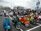 LondonVespa 375 (800x600).jpg