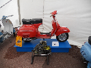 LondonVespa 411 (800x600).jpg